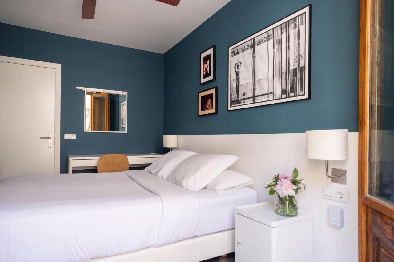 ברצלונה Hostal Sol Y K מראה חיצוני תמונה